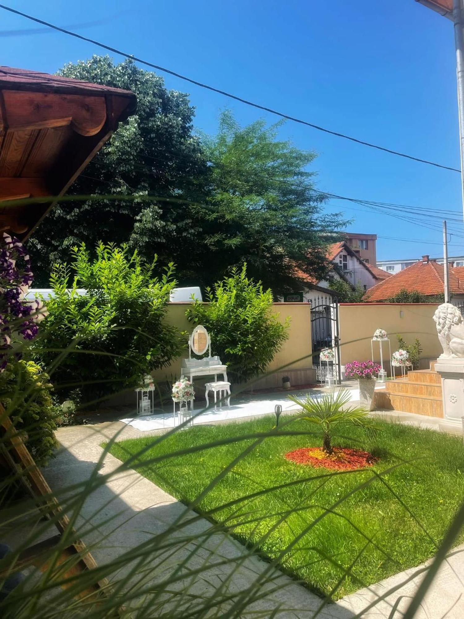 Pensiunea Casa Cristal Zsilvásárhely Kültér fotó